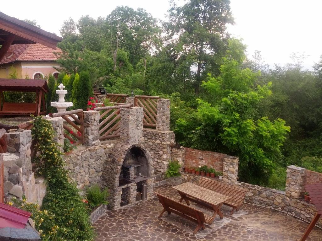 Pensiunea Magdalena Câmpulung Buitenkant foto
